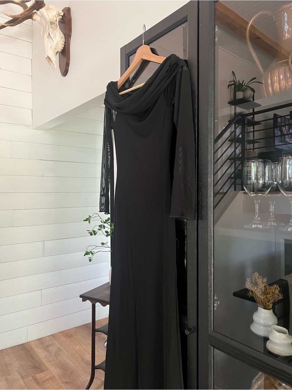 ReoRia Black Long Sleeve Draped Evening Gown